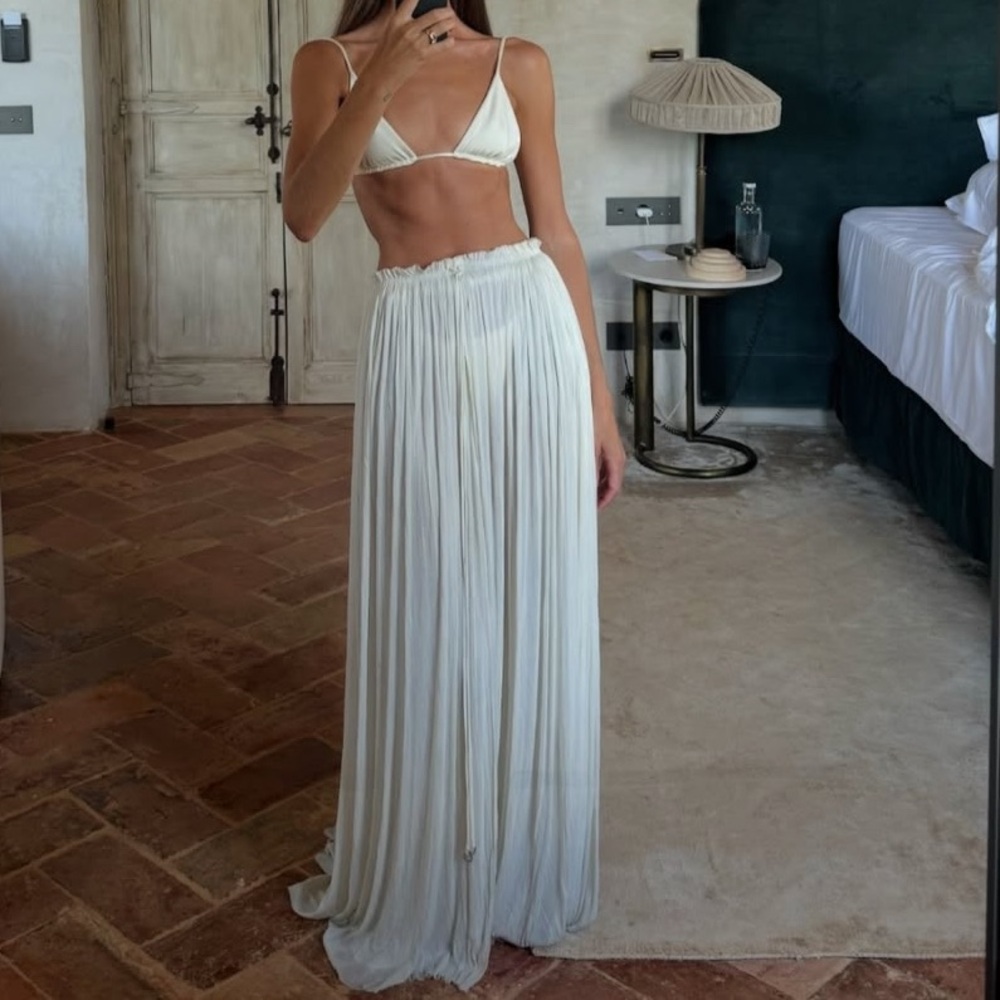 Elegant White Maxi Skirt